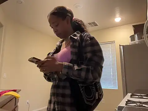 Cum2Charm online show from September 27, 2025, 3:06 pm