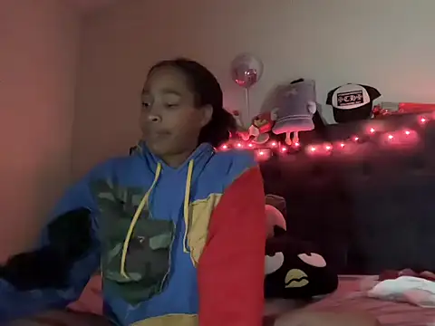 Cum2Charm online show from October 11, 2025, 12:58 pm