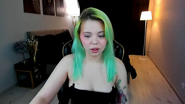 EnergyBunny 1 online show from November 8, 2025, 6:18 pm