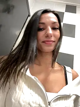  MiaQueen  online show from October 4, 2025, 7:23 pm