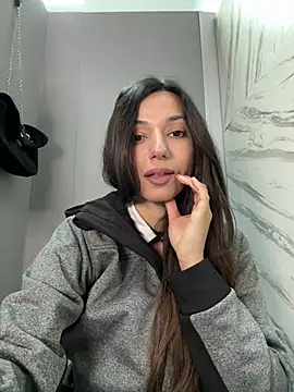  MiaQueen  online show from April 30, 2026, 10:25 pm