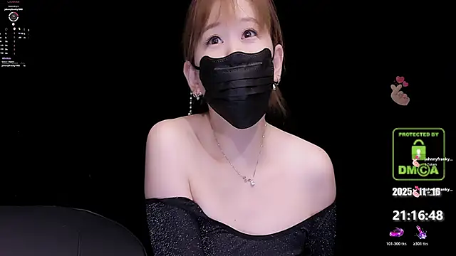 melia Z online show from November 16, 2025, 1:17 pm