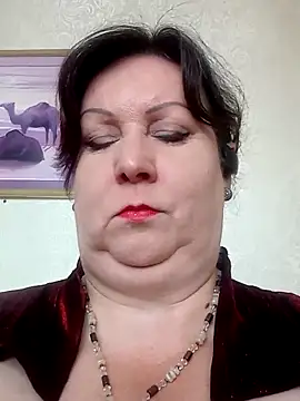 Milf4love50 online show from June 7, 2026, 2:21 pm