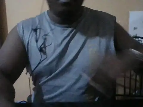 Snapshot of honeyswit chatting on October 27, 2025, 10:14 pm honeyswit online show from October 27, 2025, 10:14 pm