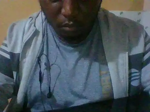 Snapshot of honeyswit chatting on November 6, 2025, 11:37 pm honeyswit online show from November 6, 2025, 11:37 pm