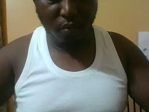 Snapshot of honeyswit chatting on December 2, 2025, 9:32 pm honeyswit online show from December 2, 2025, 9:32 pm