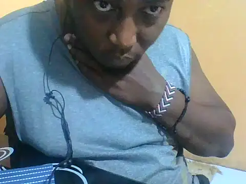 Snapshot of honeyswit chatting on February 8, 2026, 9:07 pm honeyswit online show from February 8, 2026, 9:07 pm