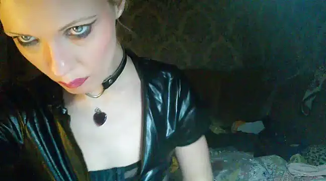 Snapshot of WildMissNiks chatting on December 2, 2024, 12:29 pm WildMissNiks online show from December 2, 2024, 12:29 pm