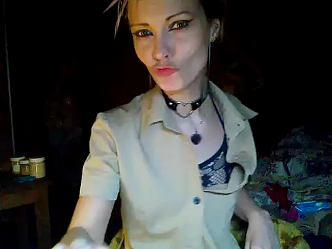 Snapshot of WildMissNiks chatting on December 20, 2024, 1:43 pm WildMissNiks online show from December 20, 2024, 1:43 pm