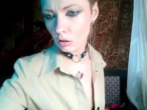 Snapshot of WildMissNiks chatting on January 21, 2025, 1:22 pm WildMissNiks online show from January 21, 2025, 1:22 pm