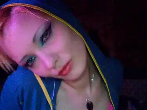 Snapshot of WildMissNiks chatting on February 1, 2025, 3:18 pm WildMissNiks online show from February 1, 2025, 3:18 pm