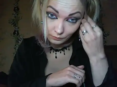 WildMissNiks online show from June 2, 2026, 6:26 am