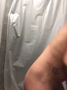 Snapshot of 69RIPsta69 chatting on January 6, 2025, 8:24 am 69RIPsta69 online show from January 6, 2025, 8:24 am