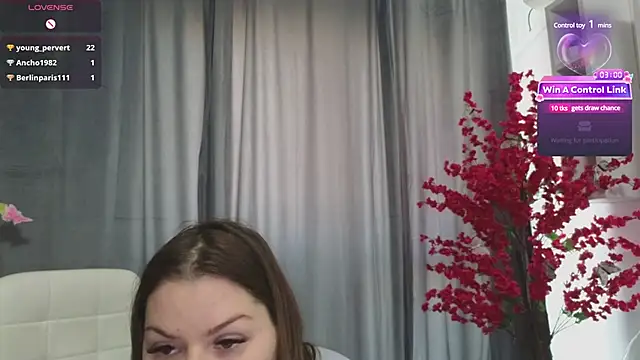 Raven Luna online show from February 20, 2025, 10:16 am