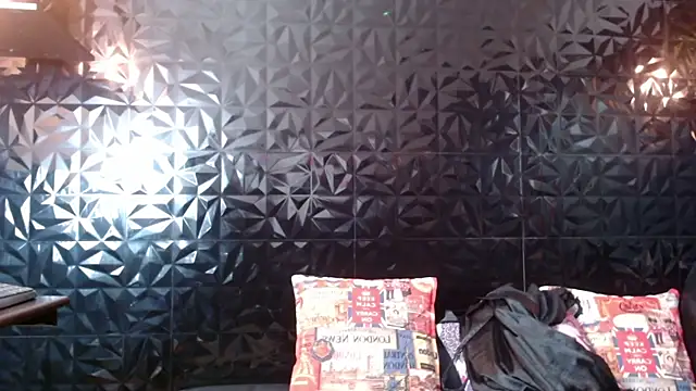 PINK  LOLA1 online show from September 8, 2025, 11:48 pm