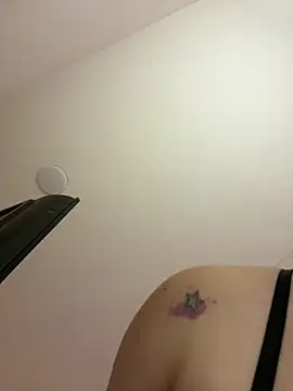 KallyMyller1 online show from April 11, 2026, 7:40 pm