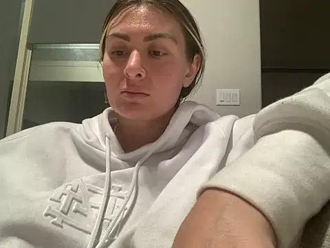 Snapshot of Alyssa_rhoades chatting on January 25, 2025, 8:00 am Alyssa rhoades online show from January 25, 2025, 8:00 am