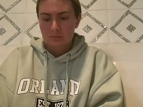 Snapshot of Alyssa_rhoades chatting on January 27, 2025, 7:24 am Alyssa rhoades online show from January 27, 2025, 7:24 am