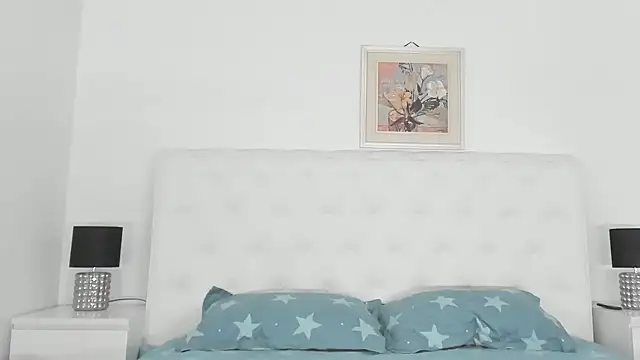 purefantasy online show from February 20, 2025, 7:12 am