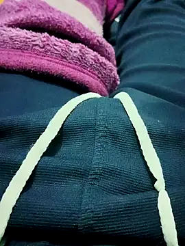 rajaRoyd online show from February 13, 2025, 3:56 pm