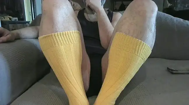 Snapshot of naked_bear chatting on January 31, 2025, 1:56 pm naked bear online show from January 31, 2025, 1:56 pm