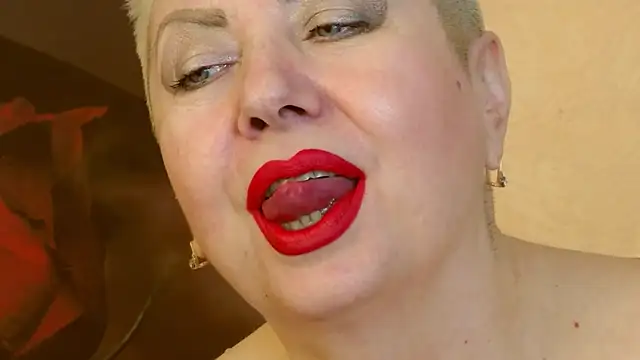 LadyPosh online show from December 28, 2024, 10:13 pm