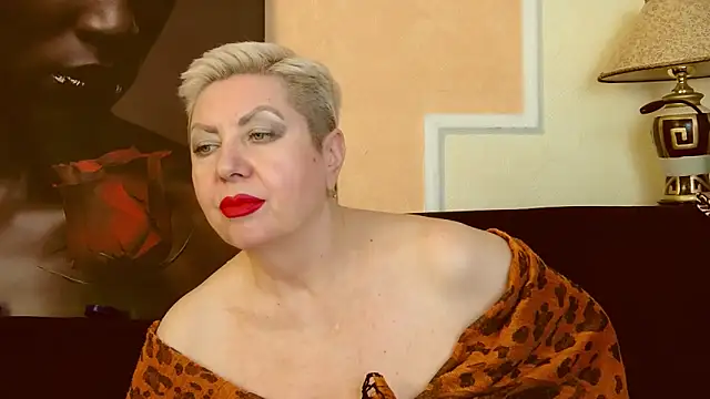 LadyPosh online show from January 10, 2025, 1:32 am