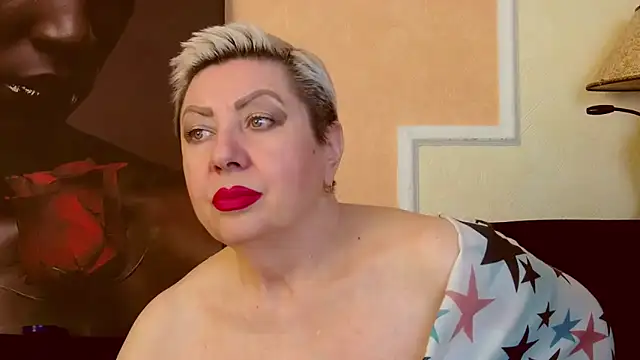 LadyPosh online show from November 20, 2025, 9:14 pm