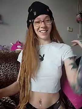 LucidLucy online show from January 31, 2025, 4:38 pm