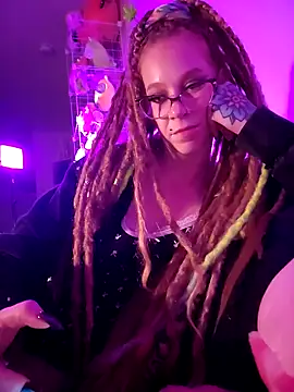 LucidLucy online show from October 11, 2025, 10:36 am