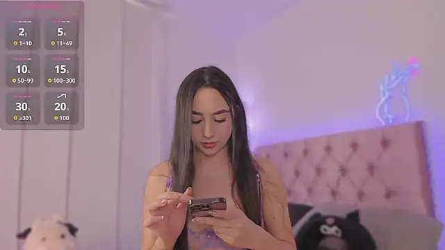 Snapshot of DannaTeen chatting on January 17, 2026, 9:51 pm DannaTeen online show from January 17, 2026, 9:51 pm