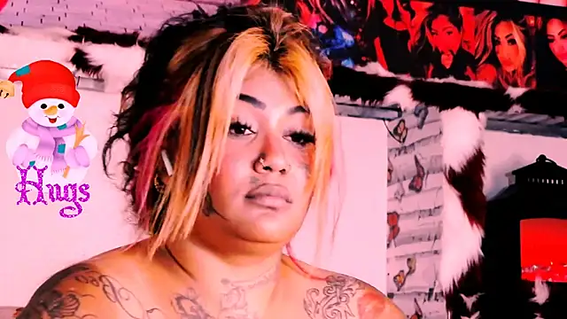 Snapshot of indian_dreamgirl chatting on December 20, 2024, 1:43 pm indian dreamgirl online show from December 20, 2024, 1:43 pm