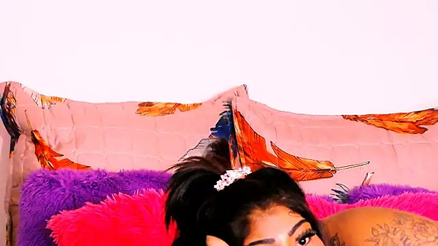 Snapshot of indian_dreamgirl chatting on March 15, 2025, 2:12 pm indian dreamgirl online show from March 15, 2025, 2:12 pm