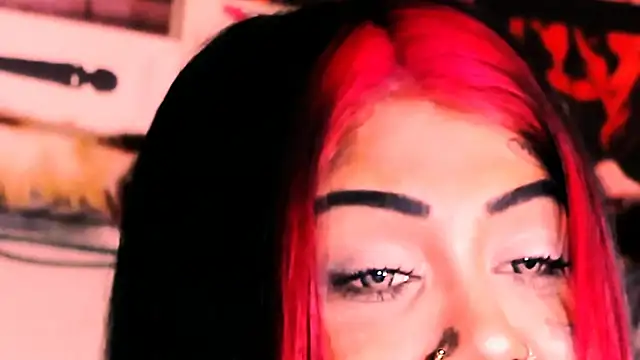 Snapshot of indian_dreamgirl chatting on November 8, 2025, 10:30 pm indian dreamgirl online show from November 8, 2025, 10:30 pm