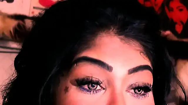 Snapshot of indian_dreamgirl chatting on December 4, 2025, 8:17 pm indian dreamgirl online show from December 4, 2025, 8:17 pm