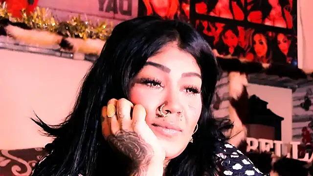 Snapshot of indian_dreamgirl chatting on December 18, 2025, 8:04 pm indian dreamgirl online show from December 18, 2025, 8:04 pm