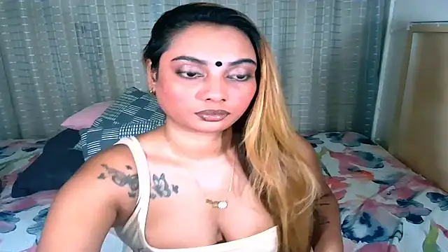 sexyindianchic online show from November 19, 2025, 6:19 pm