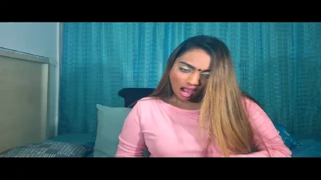 sexyindianchic online show from May 22, 2026, 6:35 pm