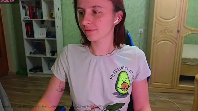 DanaMartina online show from March 2, 2025, 5:25 pm