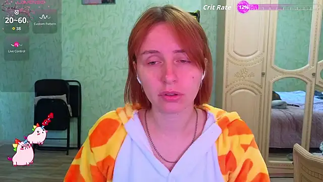 DanaMartina online show from October 18, 2025, 12:17 pm