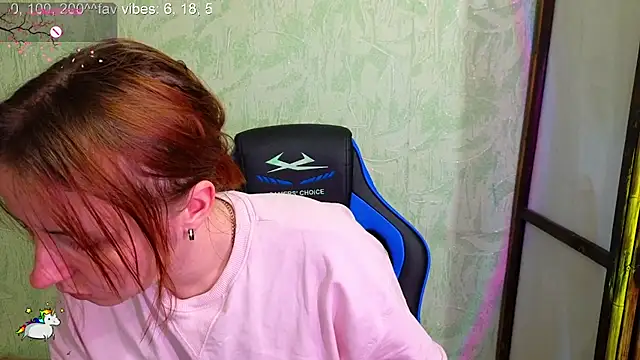 DanaMartina online show from December 2, 2025, 5:30 pm