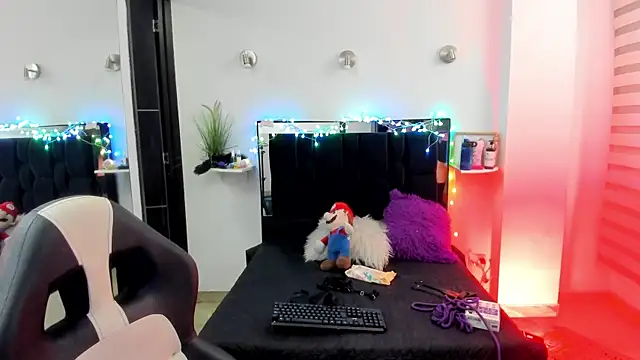 GABY DAVIS online show from January 25, 2025, 4:45 am