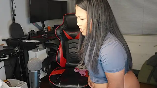 Snapshot of Bubbleliyah chatting on September 12, 2025, 2:44 am Bubbleliyah online show from September 12, 2025, 2:44 am