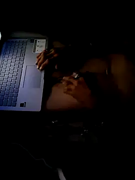 justinewe69 online show from September 20, 2025, 4:24 am