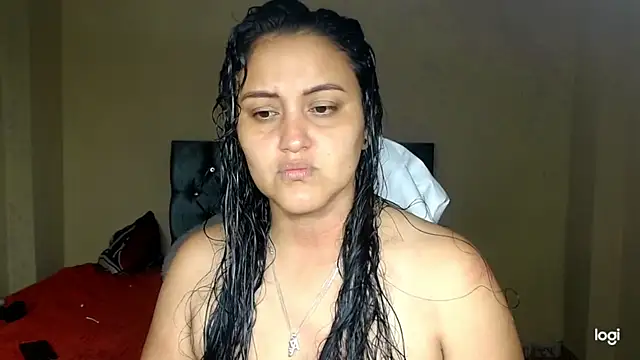 sexy nurse  online show from April 28, 2026, 3:00 am