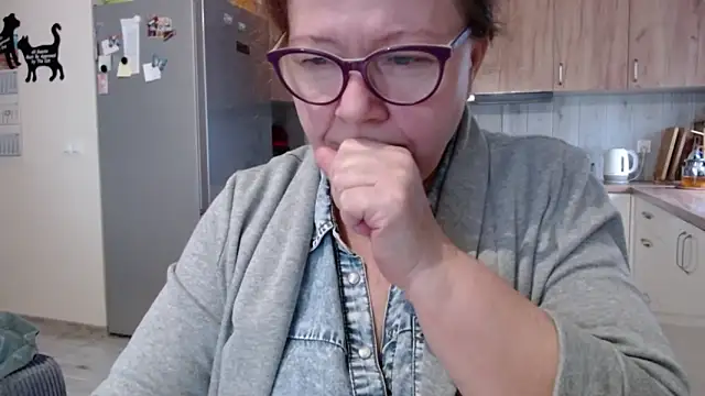 Adelewildx online show from February 7, 2025, 10:29 am