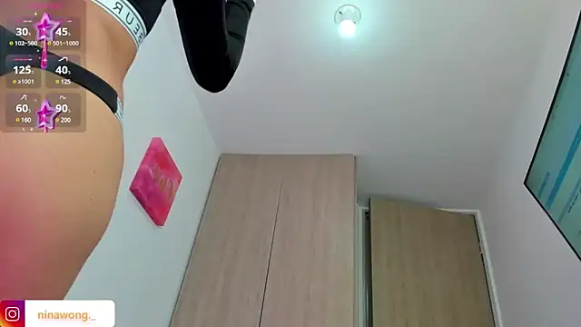 NinaWong online show from February 28, 2025, 5:04 pm