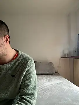 couplepenetration online show from January 24, 2025, 9:17 am