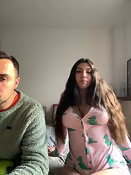 couplepenetration online show from January 24, 2025, 1:03 pm