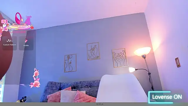 KylaMorrison online show from October 1, 2025, 5:08 pm